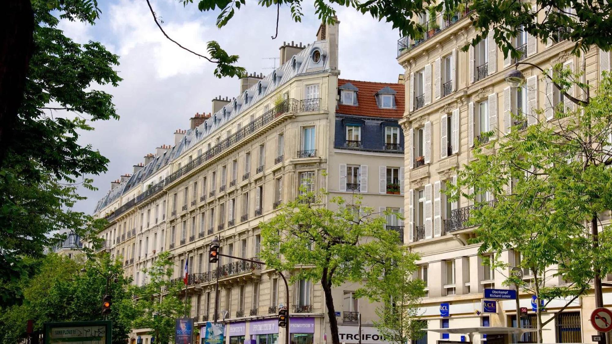 Comfortable Family Flat In * Parijs